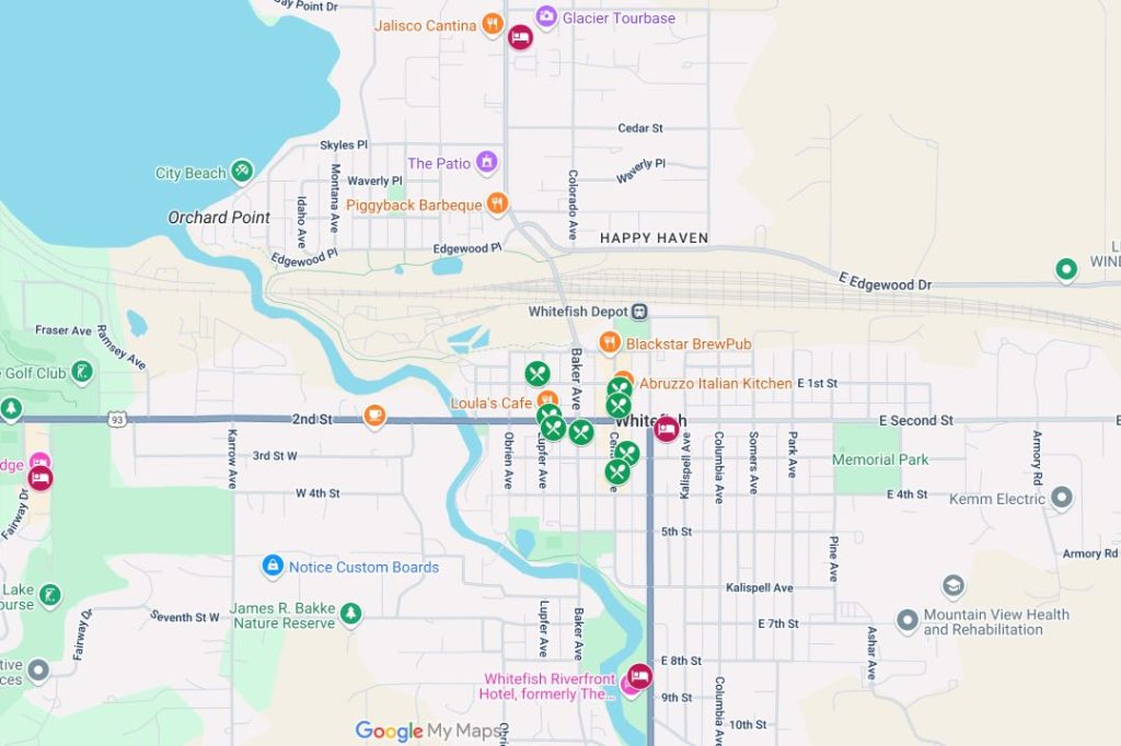 A map of Whitefish Montana with green pins for breakfast restaurants and red pins for hotels with breakfast.